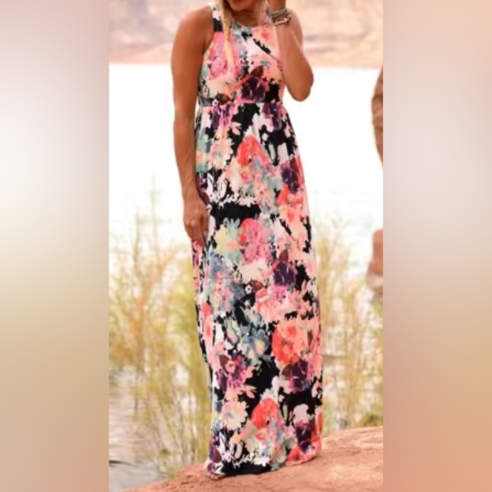 Floral long Maxi dress w/ pockets! Size L EUC